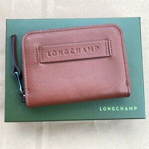 Brand new Longchamp leather wallet / card holder